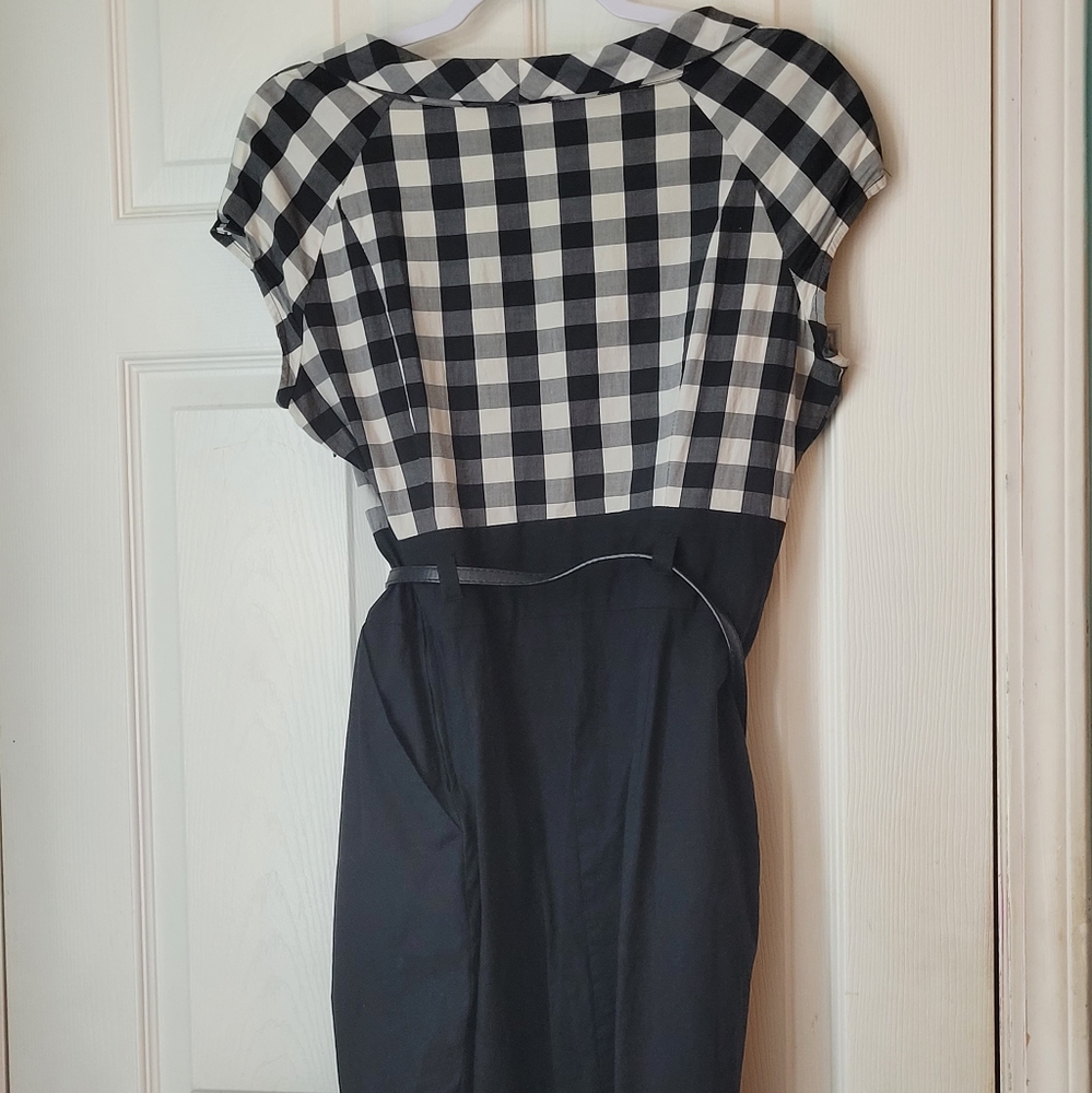 Dress - Picture 2 of 5